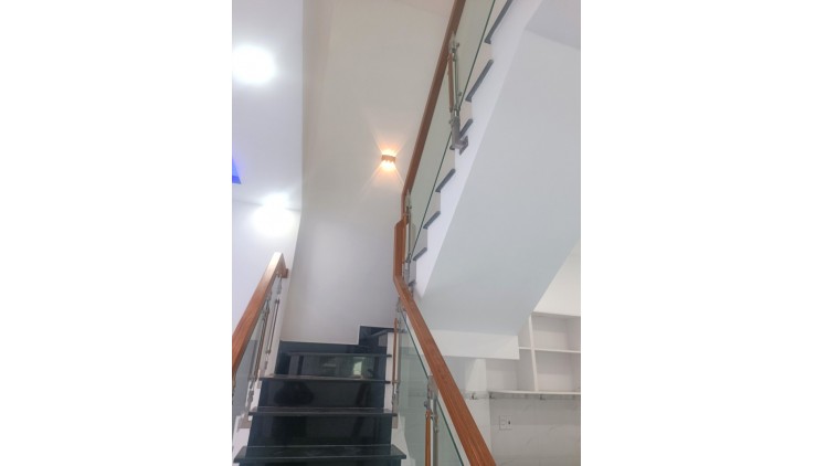 Bán Nhà Mới Xây 2 Tầng 55m2_4.2x13 Chỉ 4.6 tỷ gần Phạm Văn Đồng Trường Thọ Thủ Đức